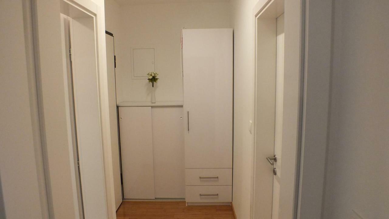 Apartment Paulina Novalja Exteriér fotografie